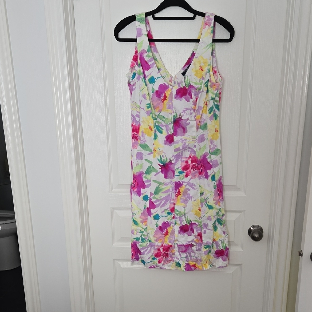 Vibrant Floral V-Neck Dress